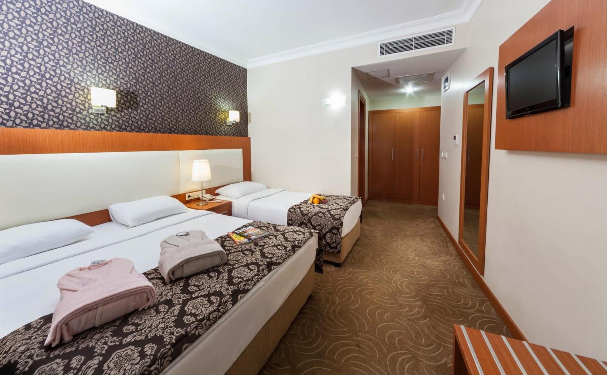 Grand Hotel Avcilar Istanbul Exterior photo