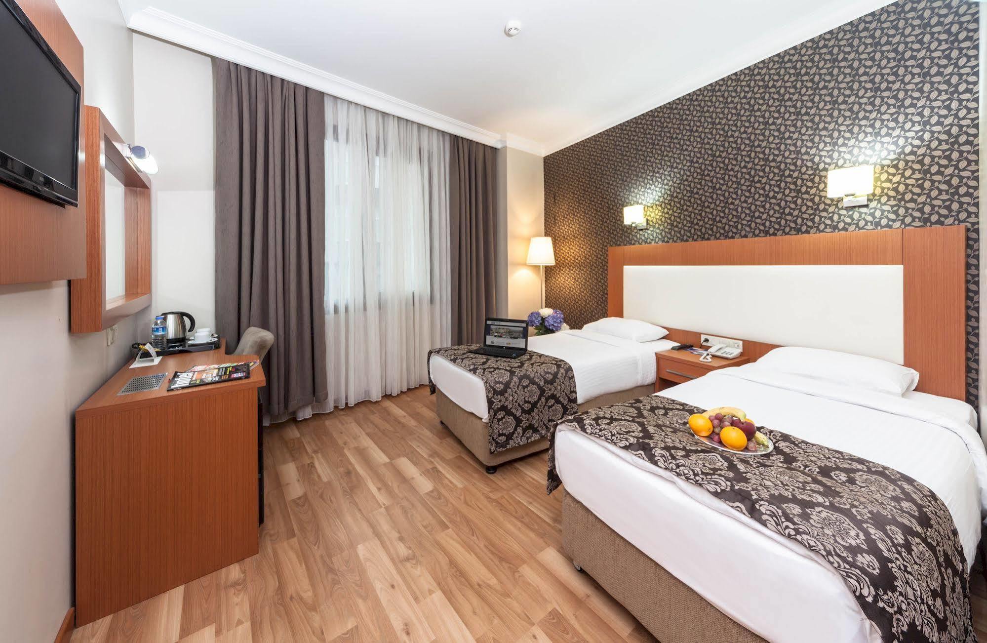 Grand Hotel Avcilar Istanbul Exterior photo
